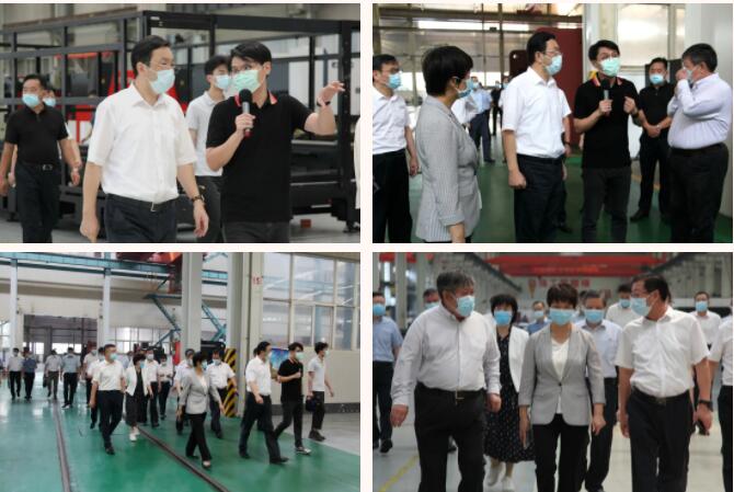 江蘇省委常委、省委統(tǒng)戰(zhàn)部部長(zhǎng)楊岳調(diào)研揚(yáng)力集團(tuán)復(fù)工復(fù)產(chǎn)情況